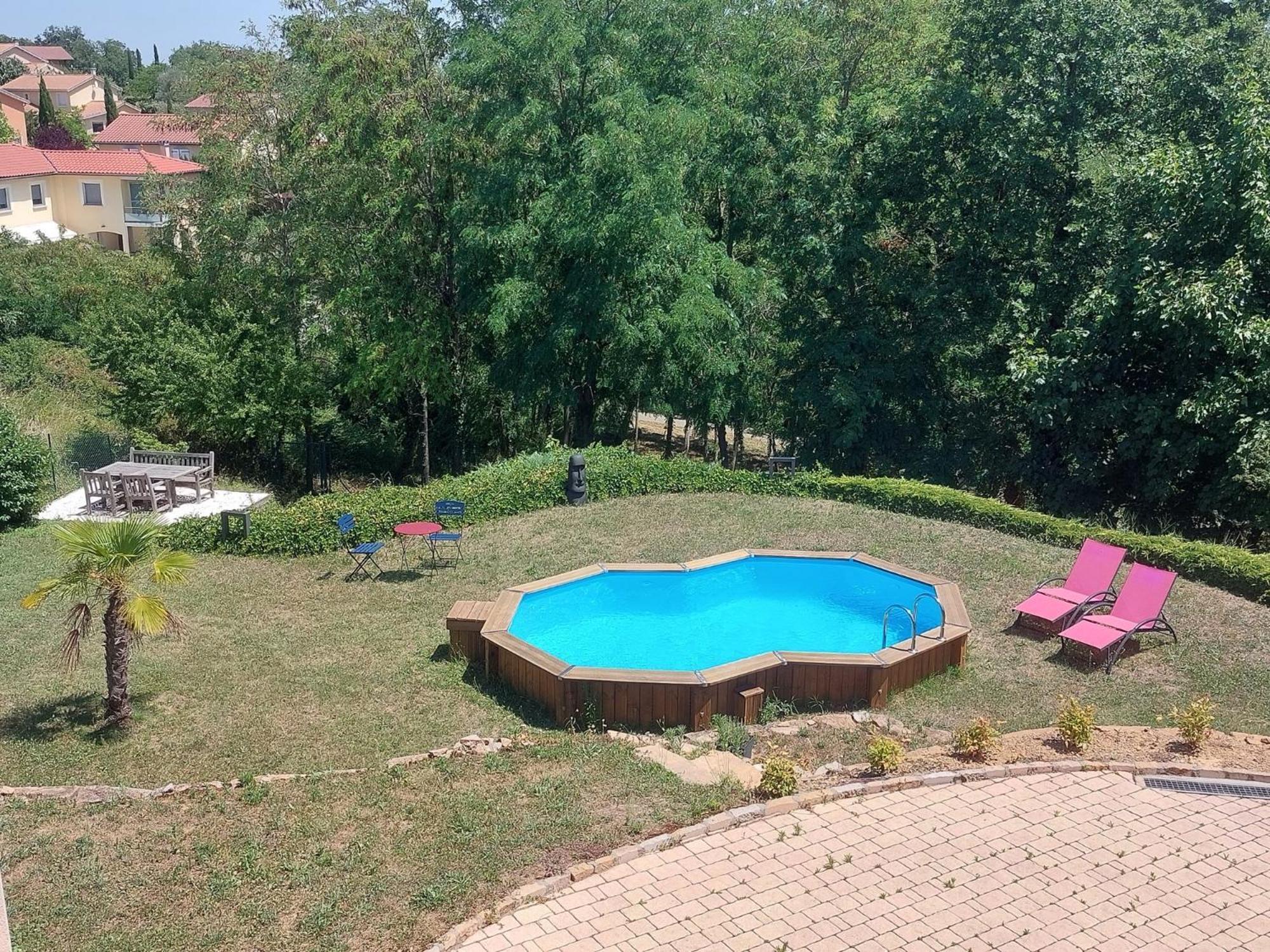Comme Dans Un Ecrin - T2 De 50 M² Avec Jardin, Terrasse Et Piscine Apartment Vernaison Exterior foto